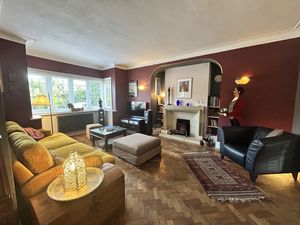 Photo 2- click for photo gallery